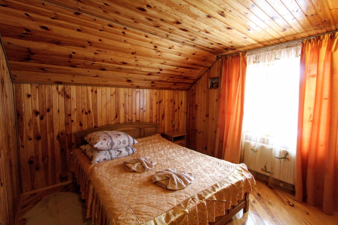 Cottage "Kliverent" 亚列姆切 外观 照片