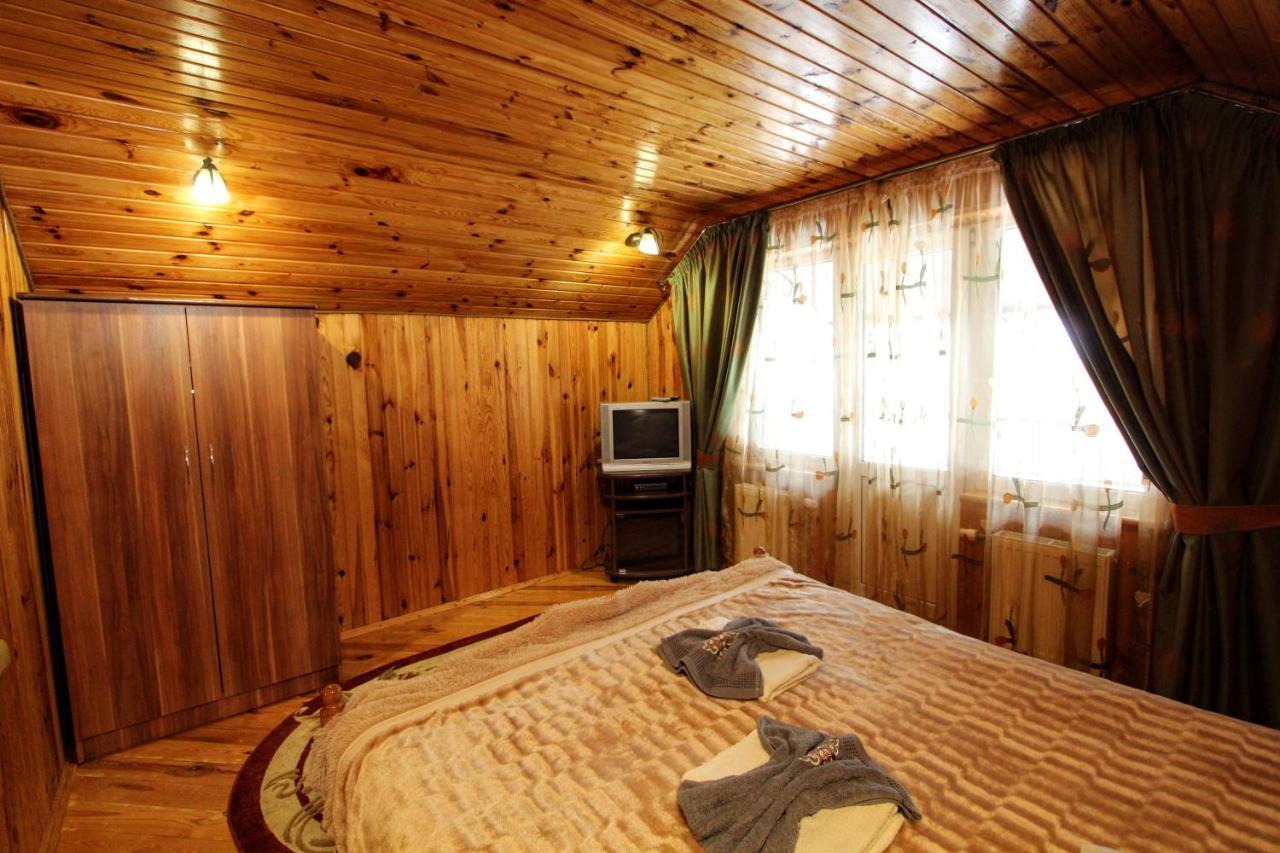 Cottage "Kliverent" 亚列姆切 外观 照片