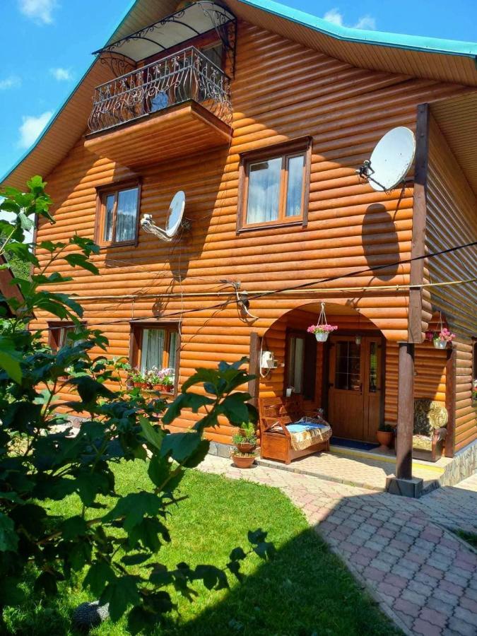 Cottage "Kliverent" 亚列姆切 外观 照片