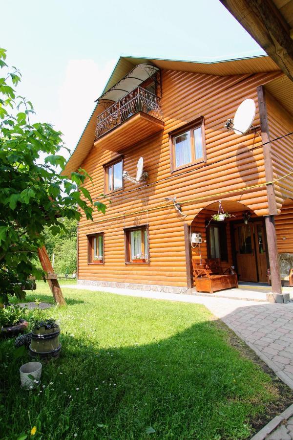 Cottage "Kliverent" 亚列姆切 外观 照片