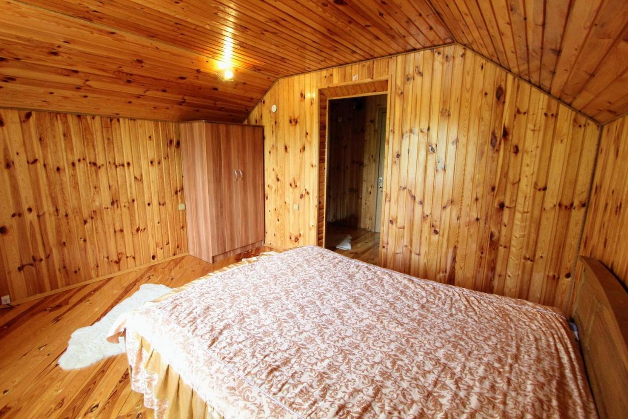 Cottage "Kliverent" 亚列姆切 外观 照片